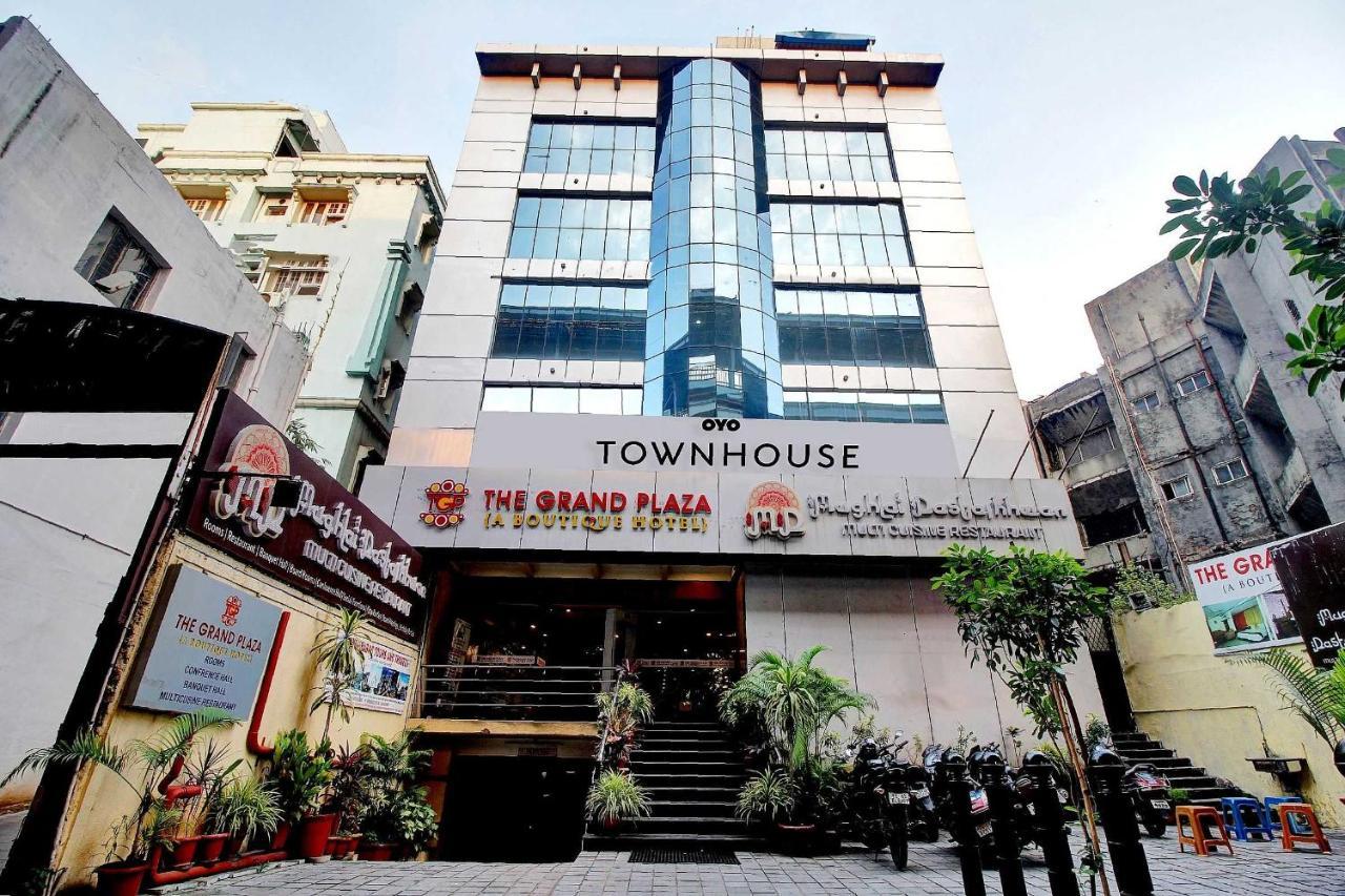Townhouse The Grand Plaza Hotell Hyderabad Exteriör bild