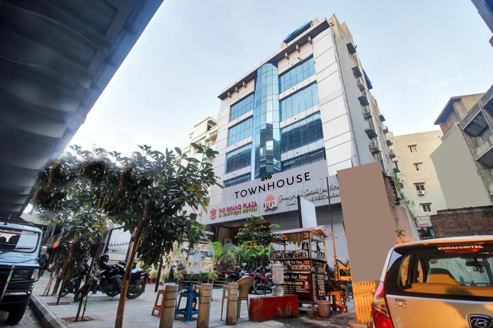 Townhouse The Grand Plaza Hotell Hyderabad Exteriör bild
