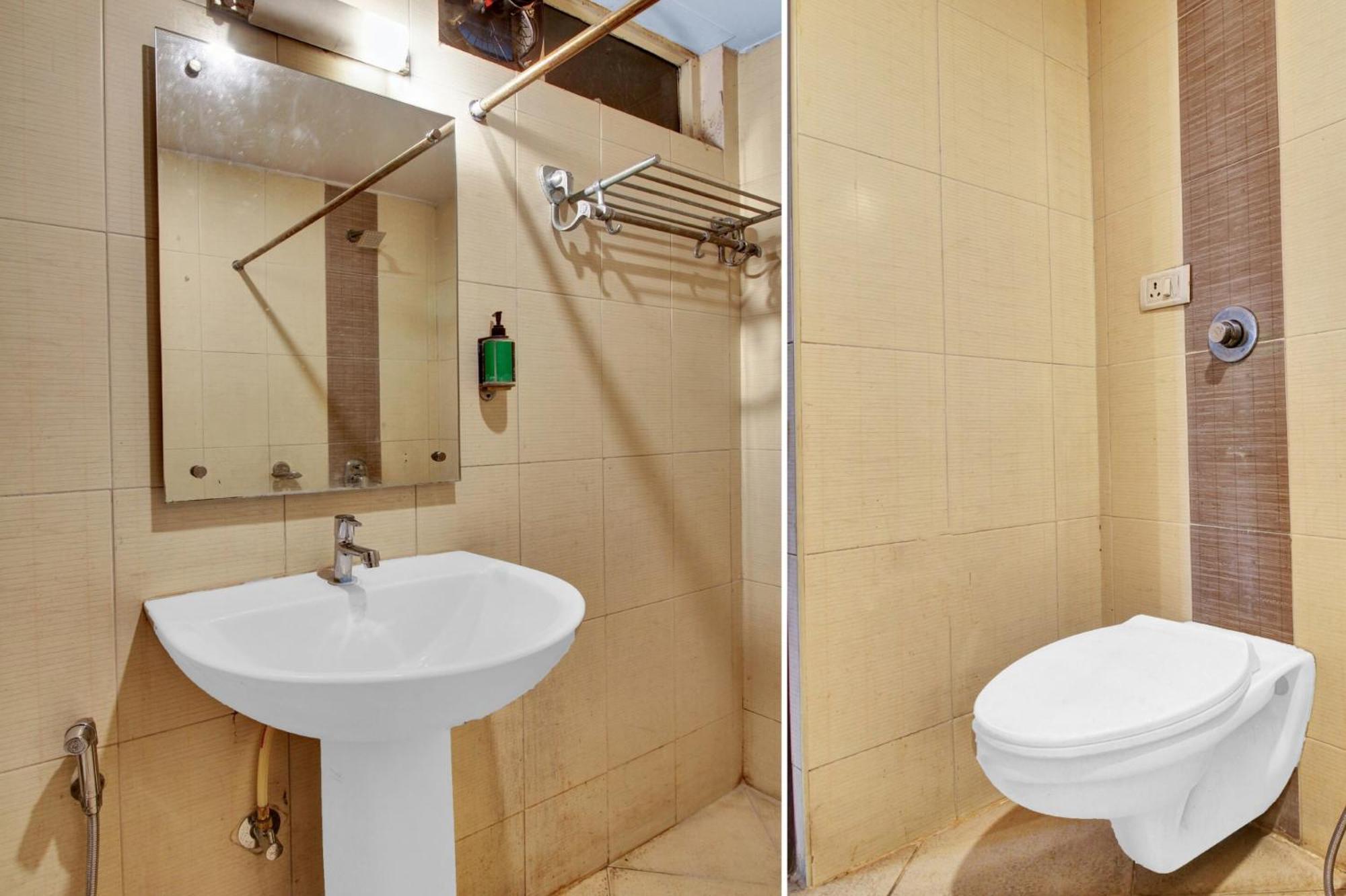 Townhouse The Grand Plaza Hotell Hyderabad Exteriör bild